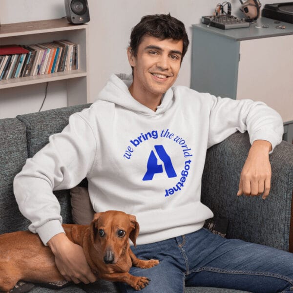 AIFS Travel Hoodie – Weiß mit Logo